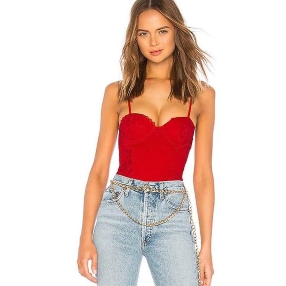 NWT Lovers + Friends Lissa Lace Bodysuit in Deep Red Sz S - Picture 1 of 9